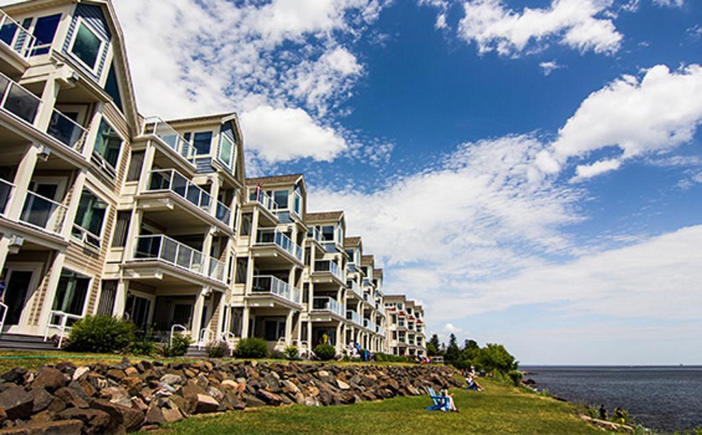 Beacon Pointe On Lake Superior ダルース エクステリア 写真