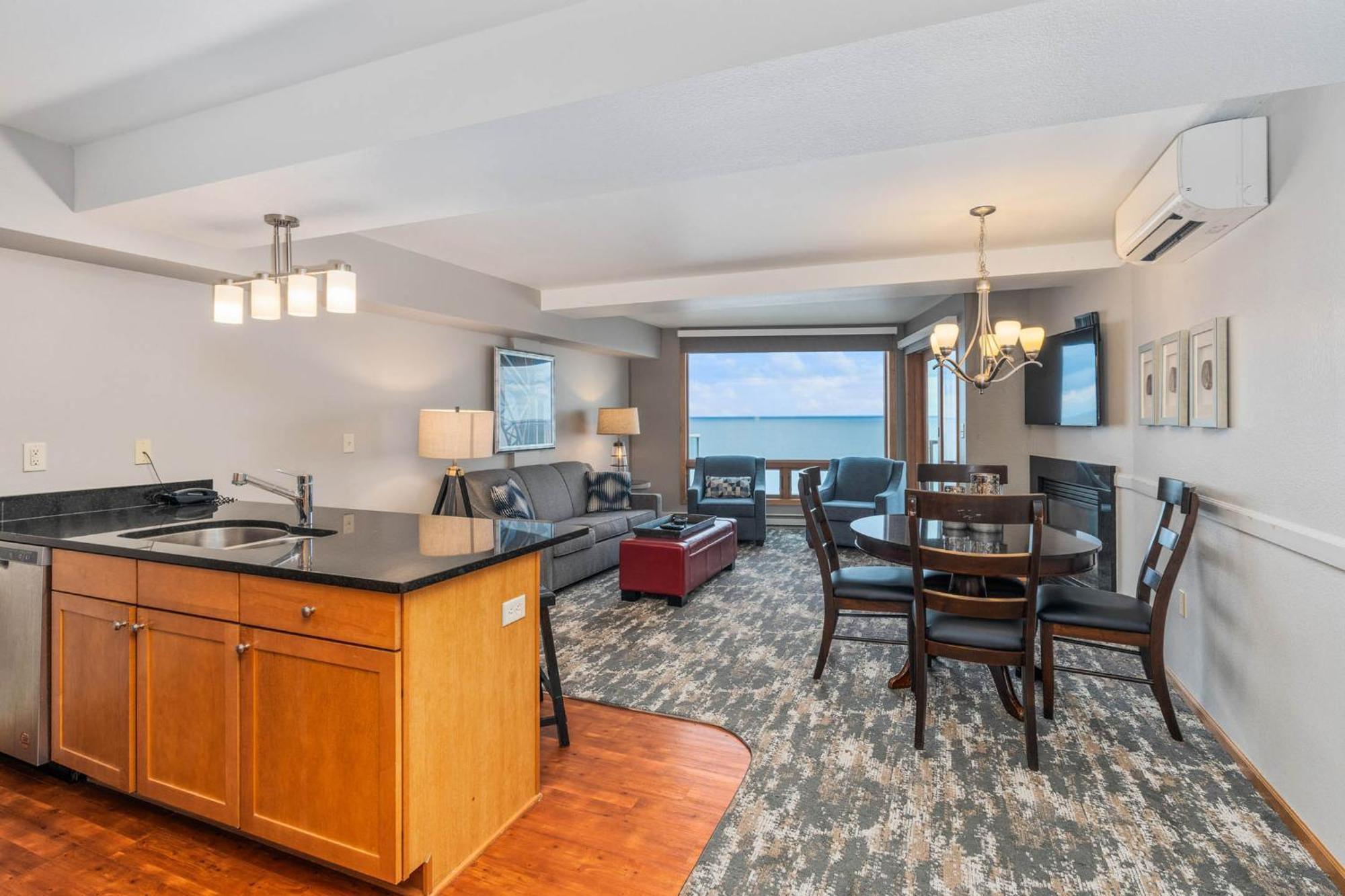 Beacon Pointe On Lake Superior ダルース エクステリア 写真