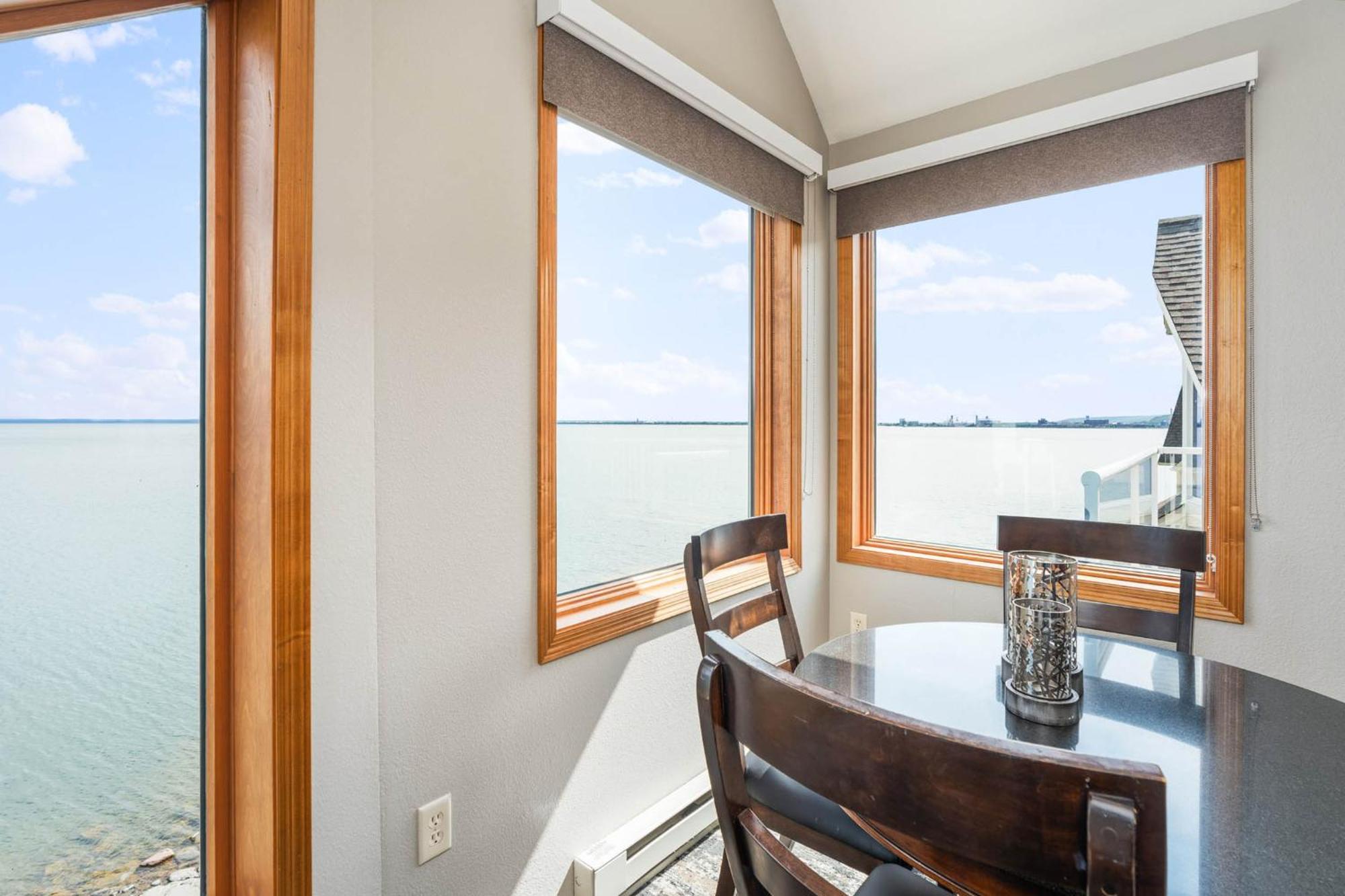 Beacon Pointe On Lake Superior ダルース エクステリア 写真